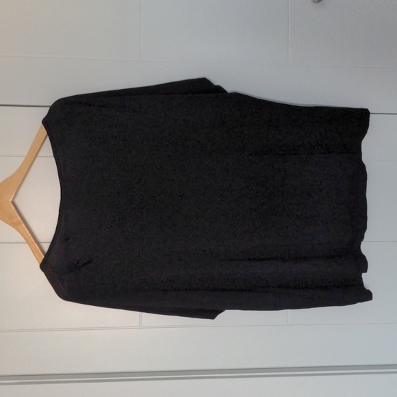 Ladies Trendy Studded Look Black Peekaboo Sleeve Top Size XL - Picture 7 of 8